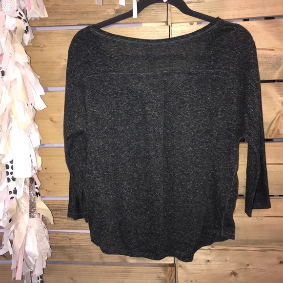 Speckled Grey V Neck - Picture 3 of 3